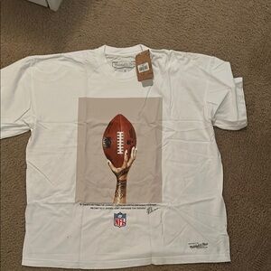 Mitchell & Ness White NFL Graphic Tee